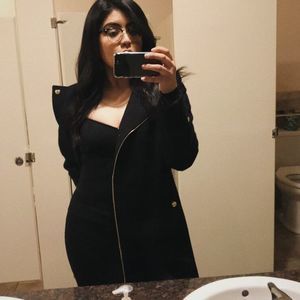 Meet your Posher, Kary